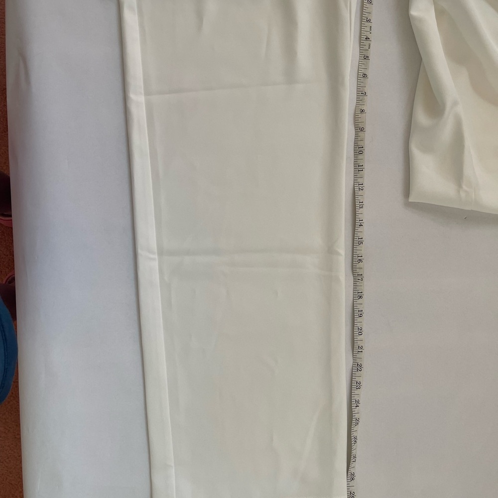 The Commense White Wide Leg Pants with Flowing Relaxed Fit size large - Picture 11 of 11